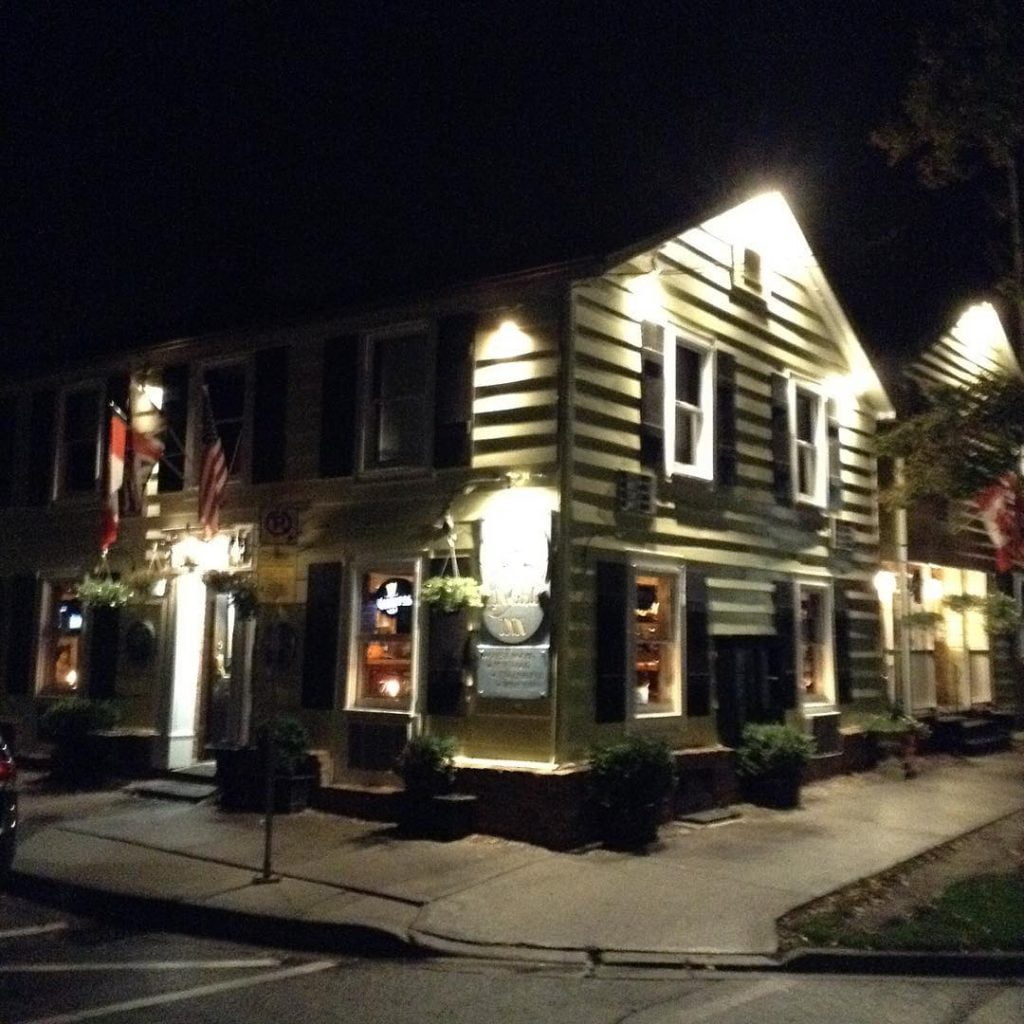 Haunted Bars in Ontario